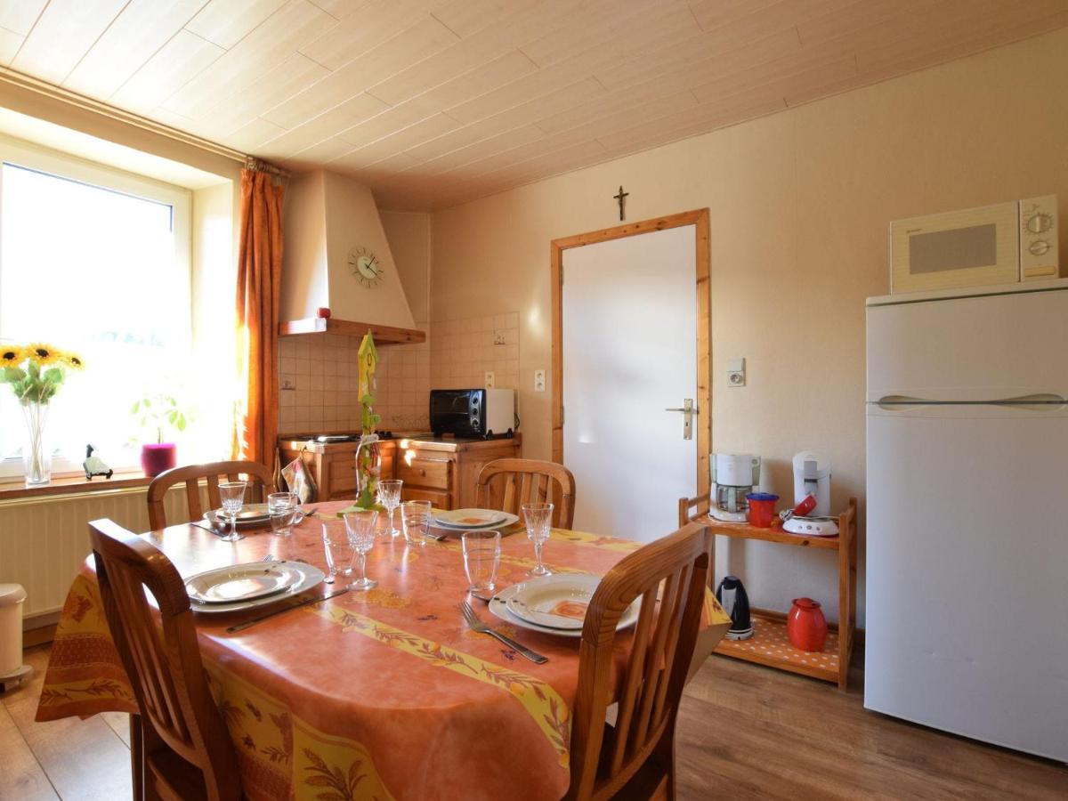 Cozy Holiday Home Near The Forest In Bovigny Gouvy ภายนอก รูปภาพ